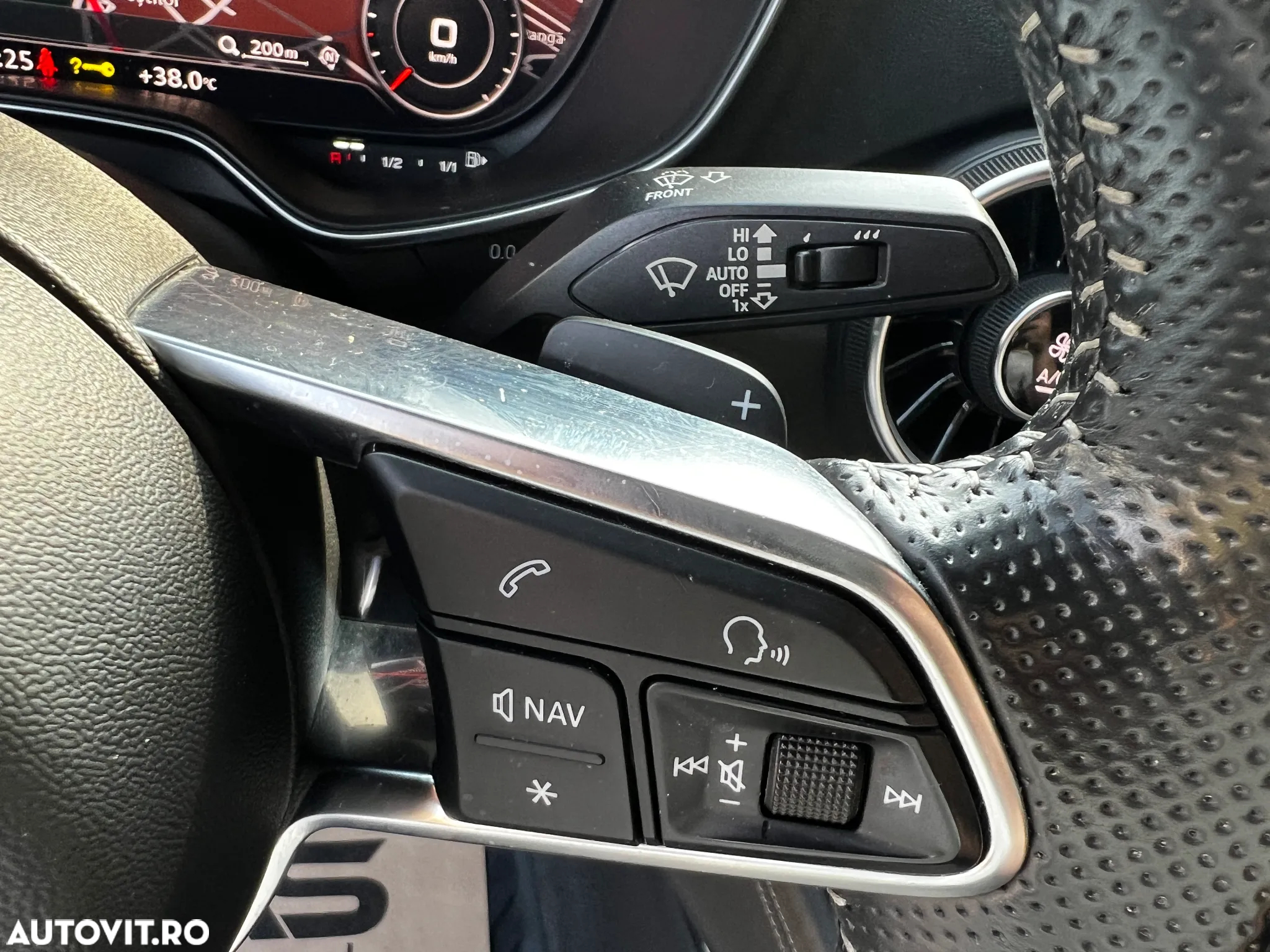 Audi TT Coupe 2.0 TFSI Stronic quattro - 25