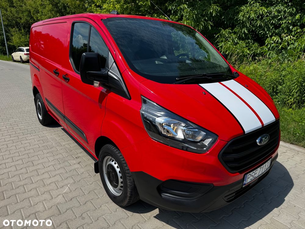 Ford TRANSIT CUSTOM - 18