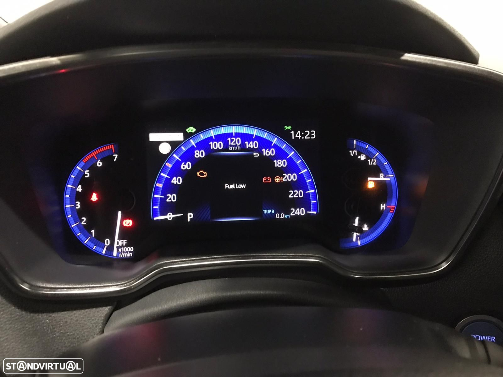 Toyota Corolla Touring Sports 1.8 Hybrid Comfort+P.Sport - 14