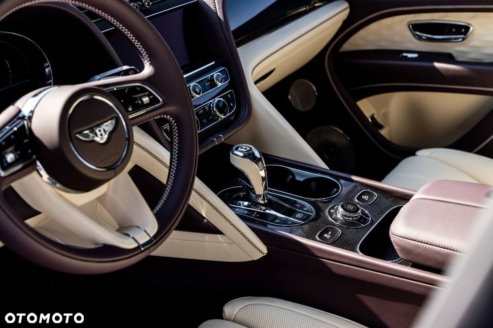 Bentley Bentayga - 18
