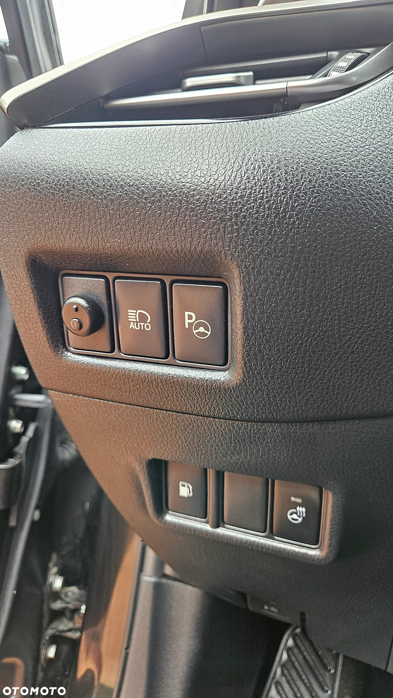 Toyota C-HR 1.8 Hybrid Prestige - 20