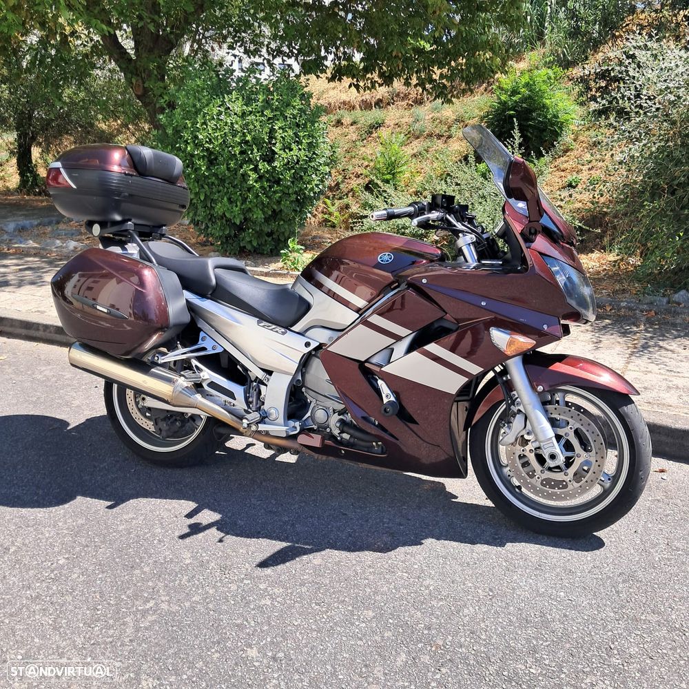 Yamaha FJR - 1