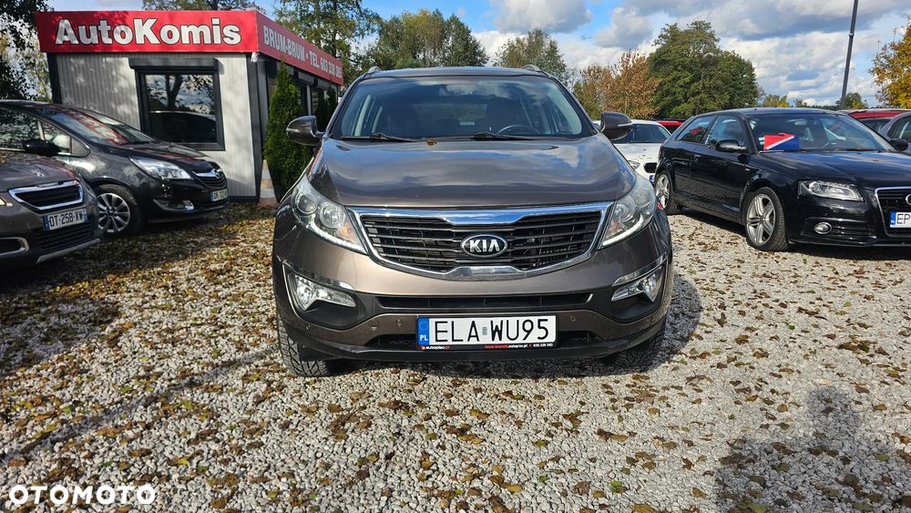 Kia Sportage 2.0 CRDI 4WD Automatik Dream-Team Edition - 9