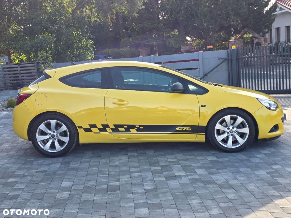 Opel Astra - 32