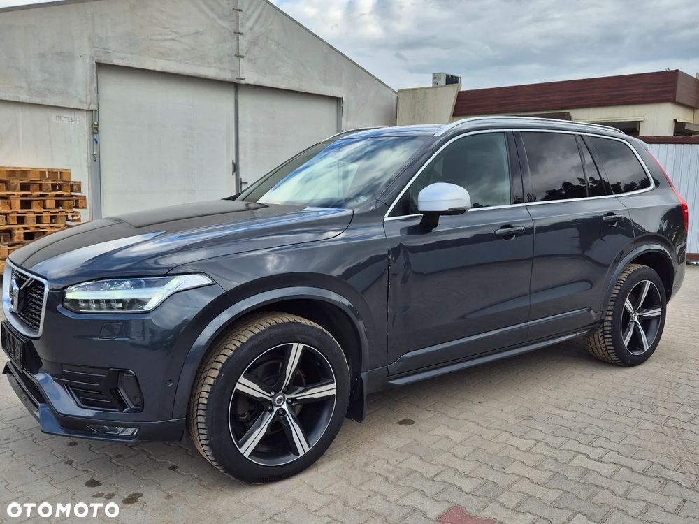 Volvo XC 90 D5 AWD Geartronic RDesign - 9