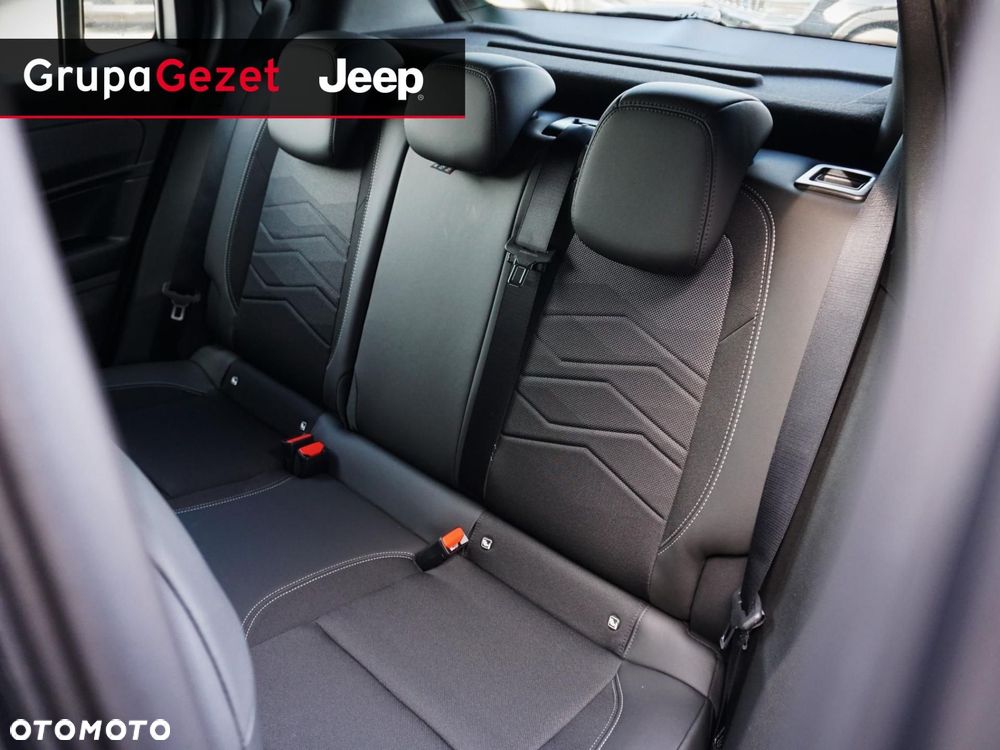 Jeep Avenger - 11