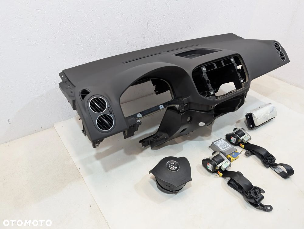 VW GOLF VI PLUS LIFT KONSOLA DESKA ROZDZIELCZA ORYGINAŁ AIRBAG KOMPLET EUROPA - 3