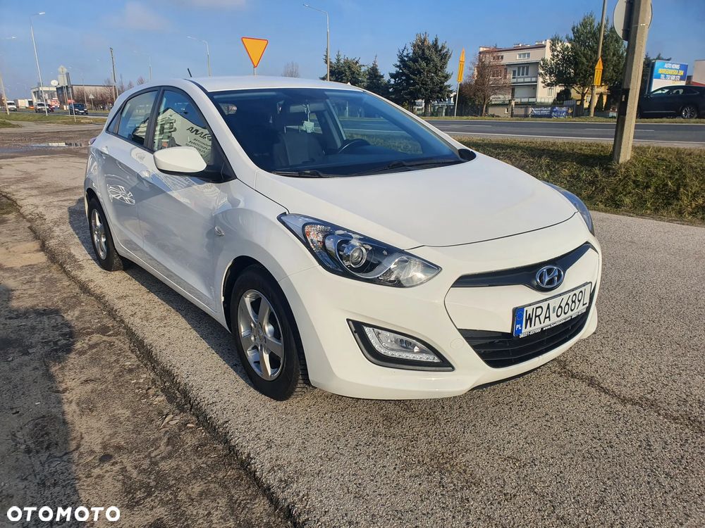 Hyundai i30 1.4 Intro Edition - 5