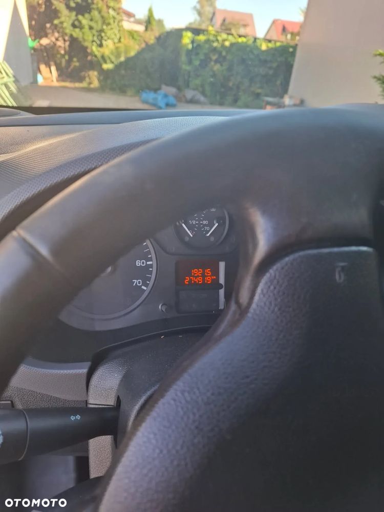 Peugeot Partner - 9