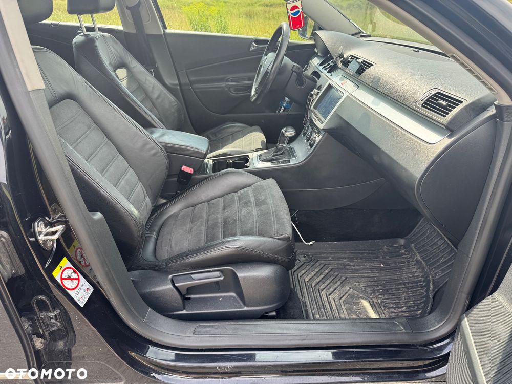 Volkswagen Passat 3.2 V6 FSI 4Mot Highline DSG - 10