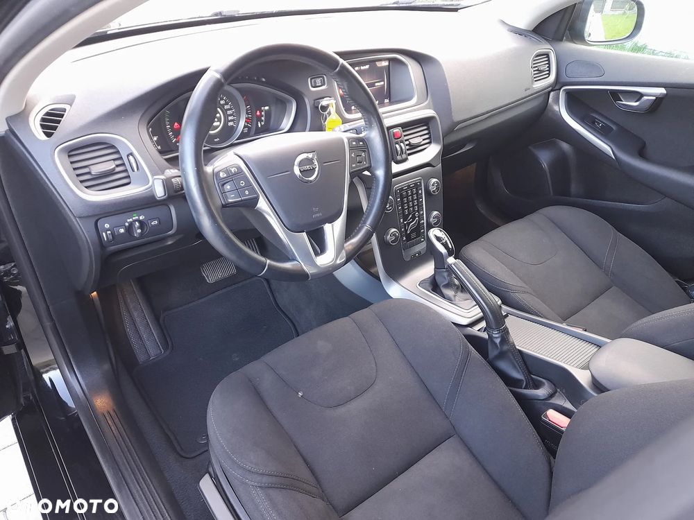 Volvo V40 D2 Geartronic Kinetic - 14