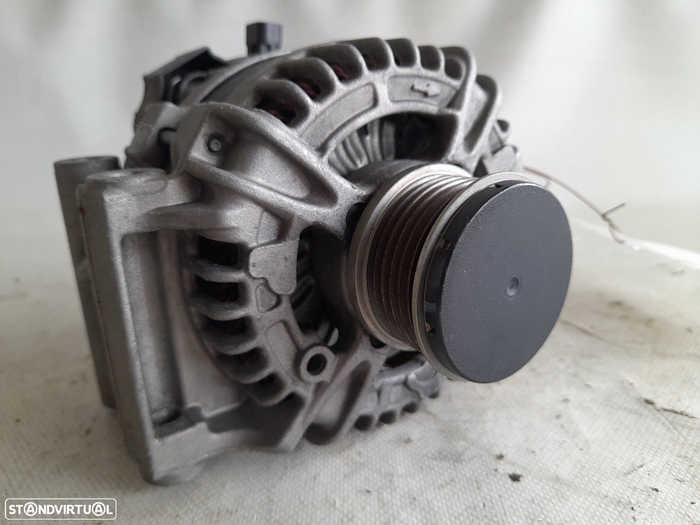 Alternador OPEL Corsa E - 1