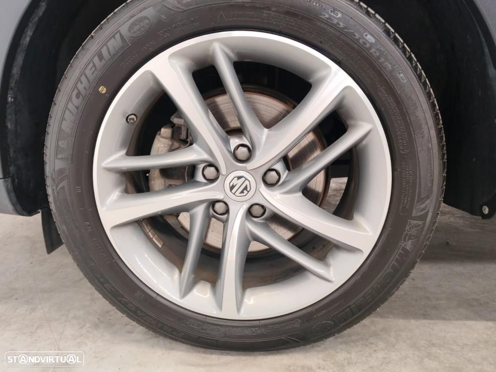 MG EHS 1.5 T-GDI Plug-in Hybrid Comfort - 24