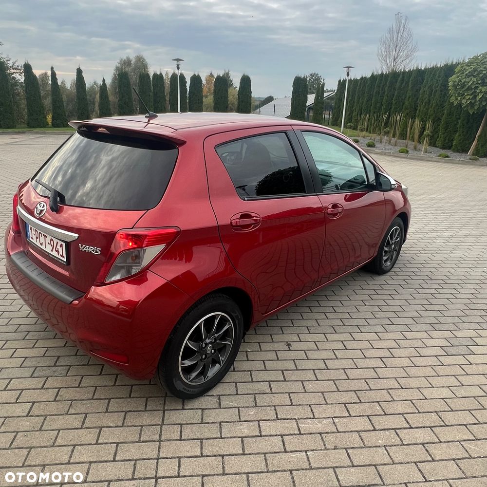 Toyota Yaris 1.33 VVT-i Executive - 7