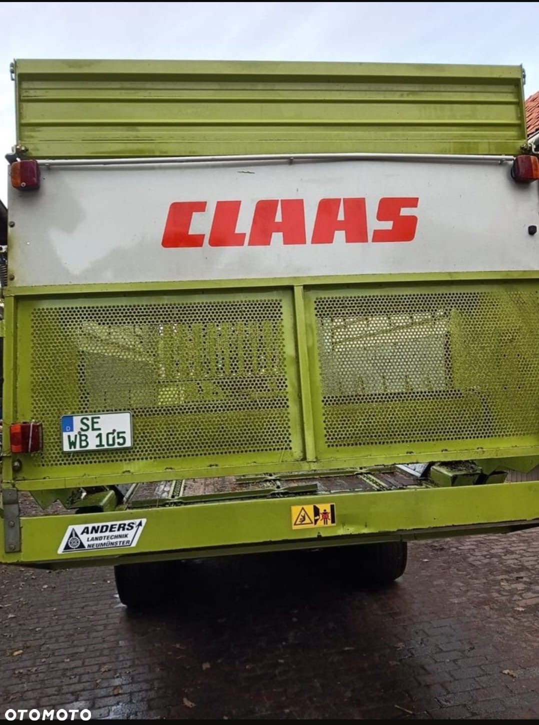 Claas Sprint 335 - 2