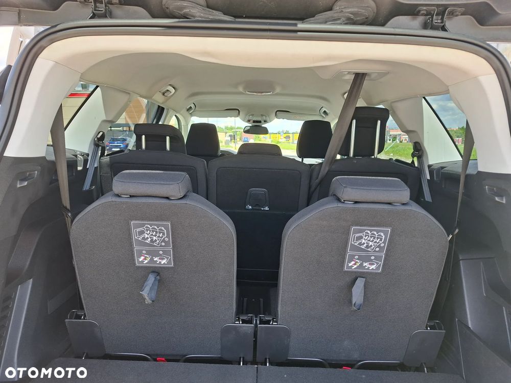 Peugeot 5008 - 13