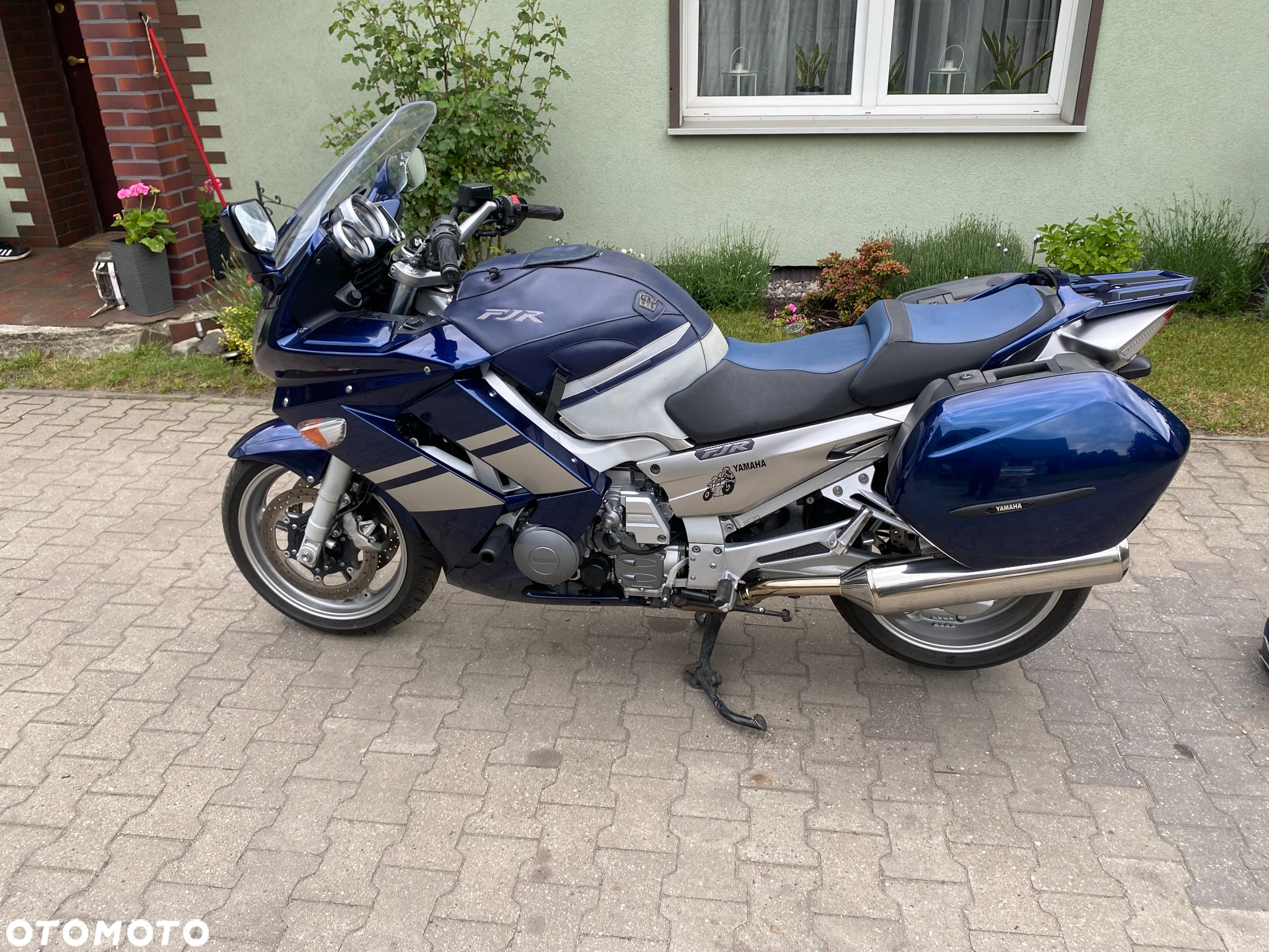 Yamaha FJR - 2