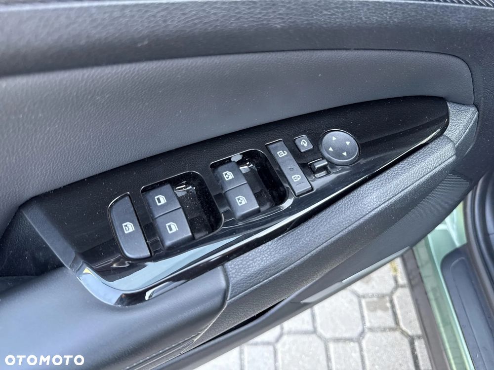 Kia Sportage 1.6 T-GDI HEV Business Line 4WD - 22