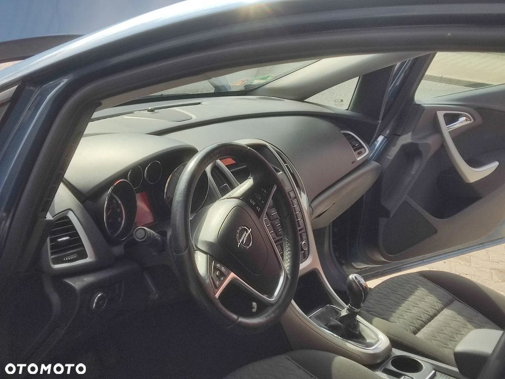 Opel Astra 1.4 Turbo Active - 26