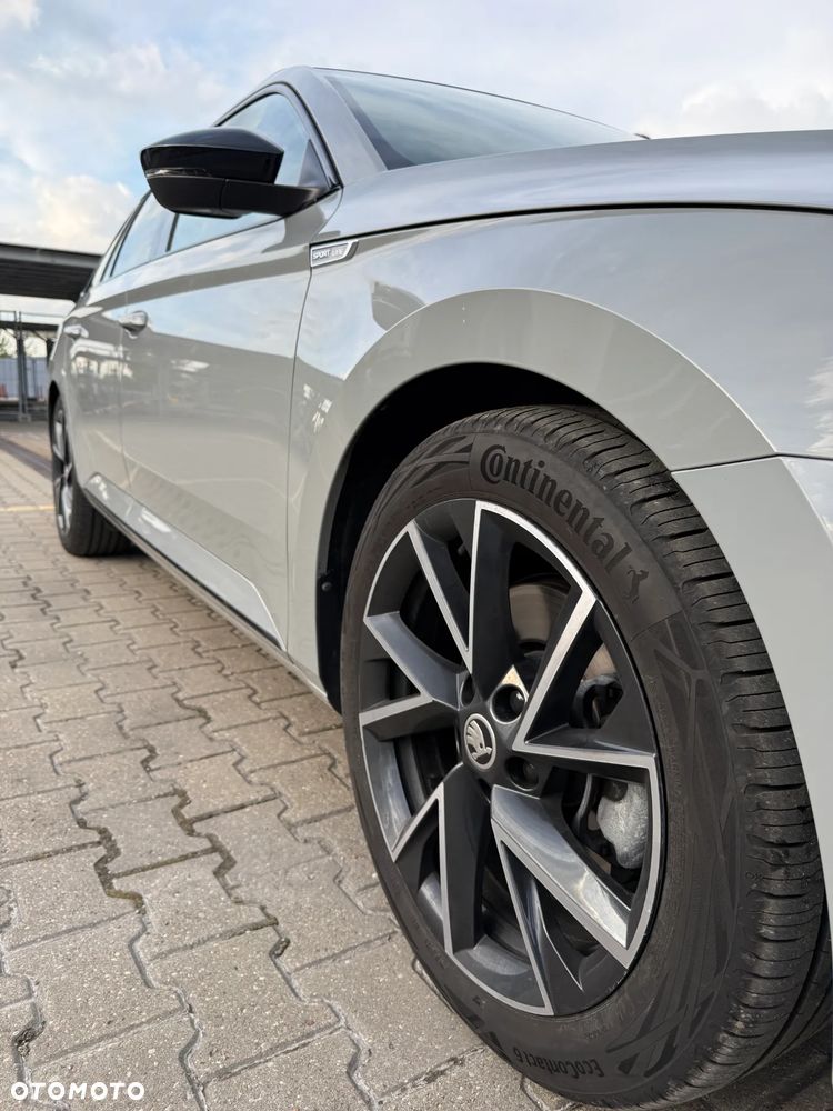 Skoda Superb 2.0 TSI Sportline DSG - 4