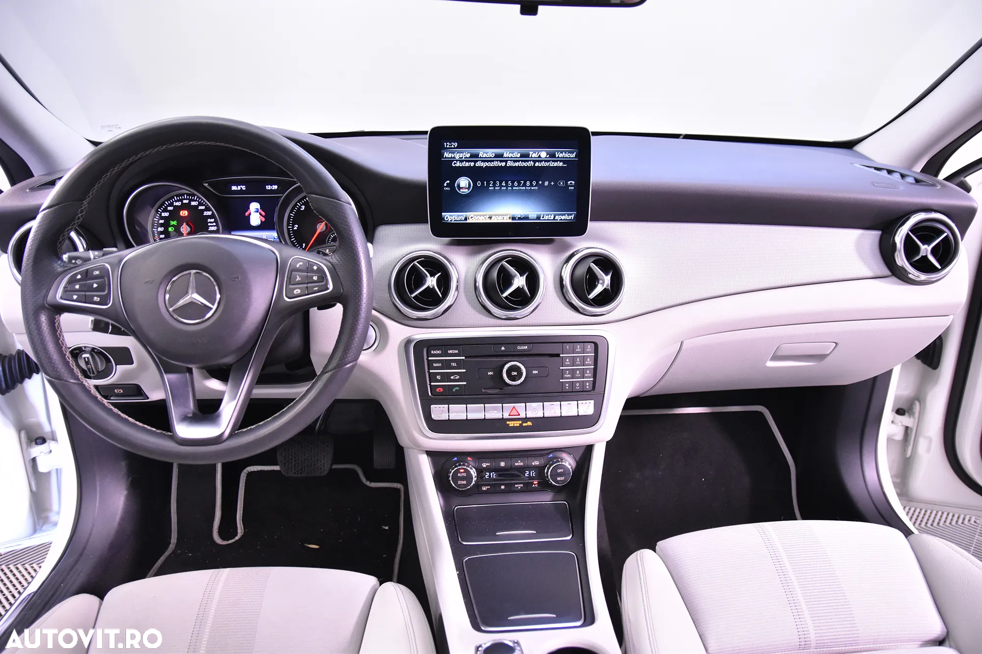 Mercedes-Benz GLA 220 d 4MATIC Aut. - 9