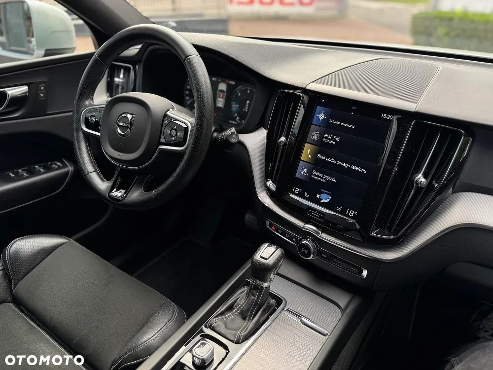 Volvo XC 60 D4 AWD R-Design - 15