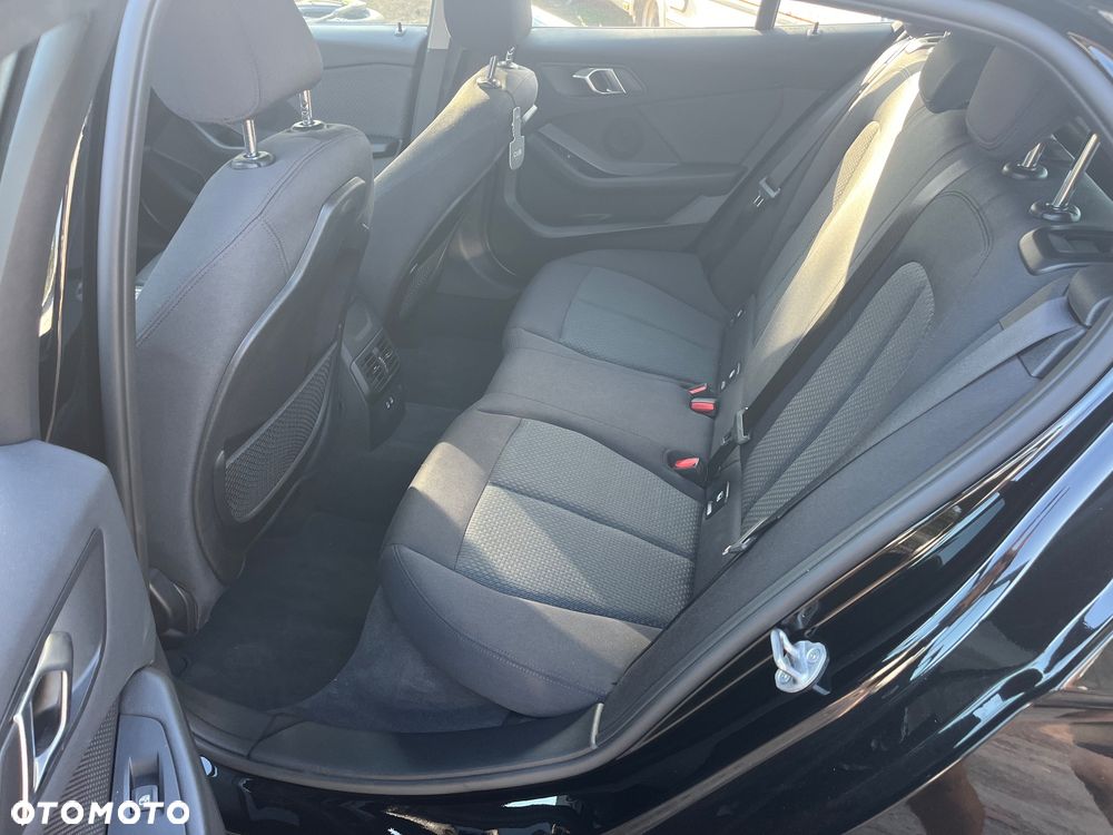 BMW Seria 1 118d - 36