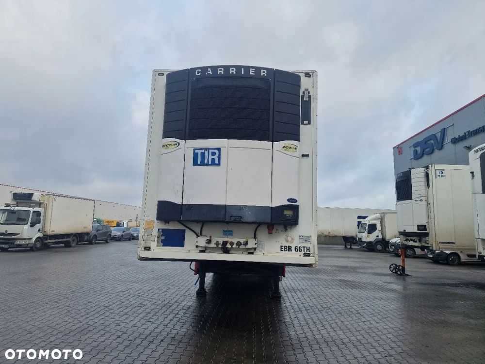 Schmitz Cargobull SKO 24 - 2