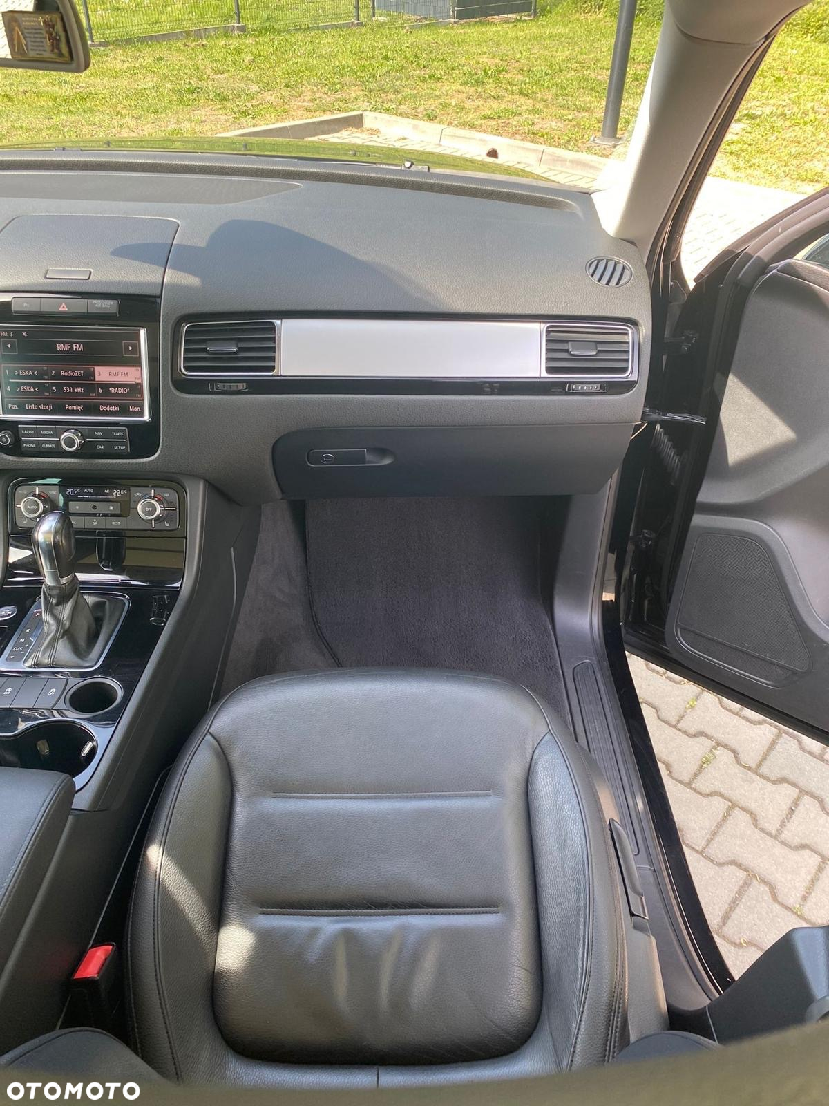 Volkswagen Touareg 3.0 V6 TDI BMT - 9