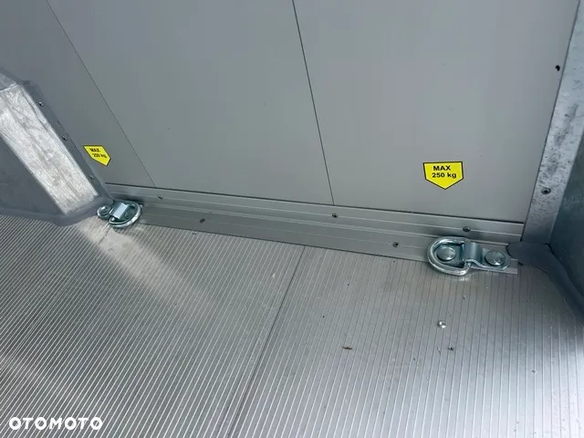 Debon C 800 Przyczepa furgon - 37