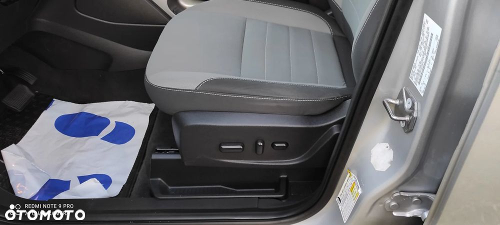 Ford Kuga - 13