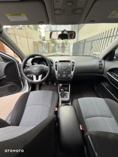 Kia Ceed - 7