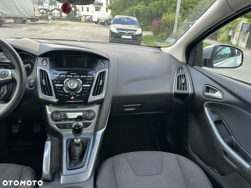 Ford Focus - 11