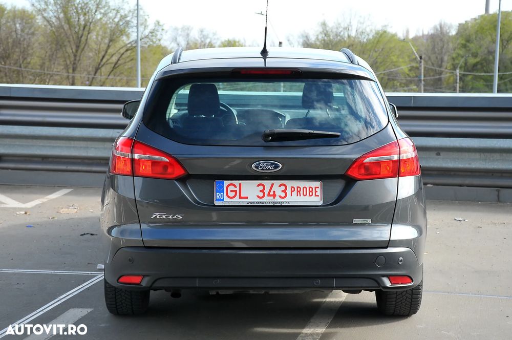 Ford Focus 1.0 EcoBoost Titanium - 10