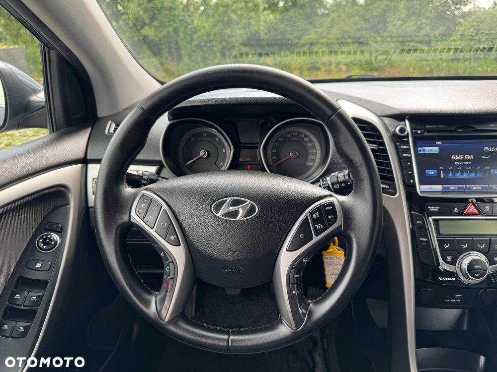 Hyundai i30 blue 1.6 CRDi Classic Navigation - 31