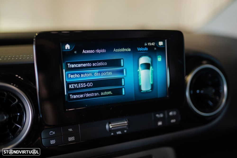 Mercedes-Benz EQT 200 Premium Plus - 44