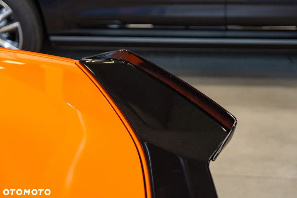Chevrolet Corvette - 19
