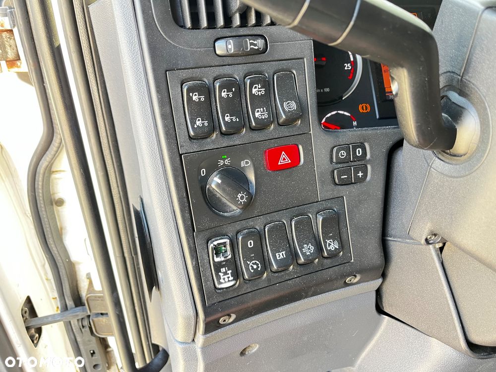 Scania G450 // 6x2 // 2016 //  Oś skrętna i podnoszona // Cała na poduszkach //Kabina Sypialna // - 12