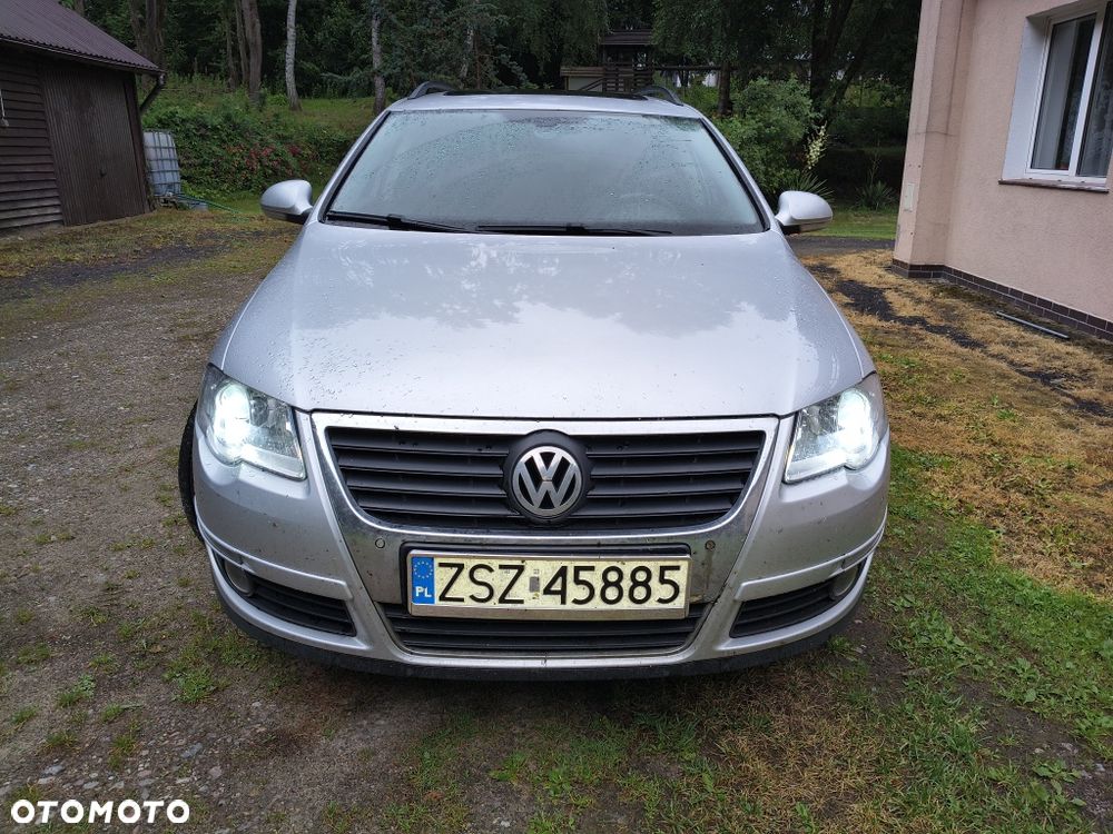 Volkswagen Passat - 2