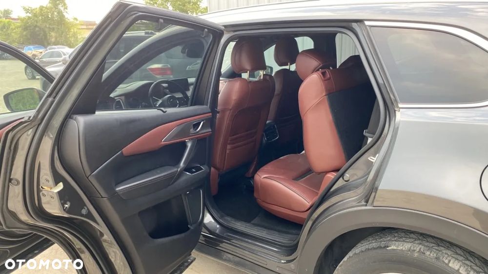 Mazda CX-9 - 17