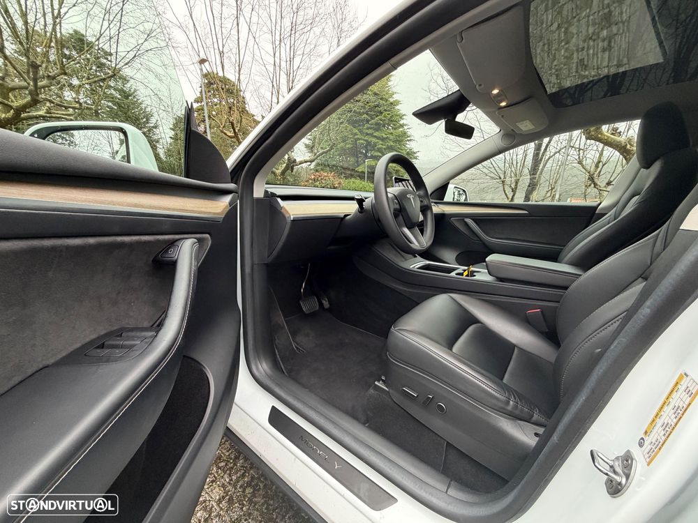 Tesla Model Y Tração Traseira - 19