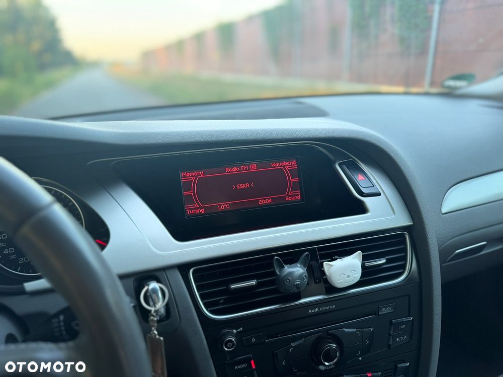 Audi A4 Avant 1.8 TFSI Ambiente - 27