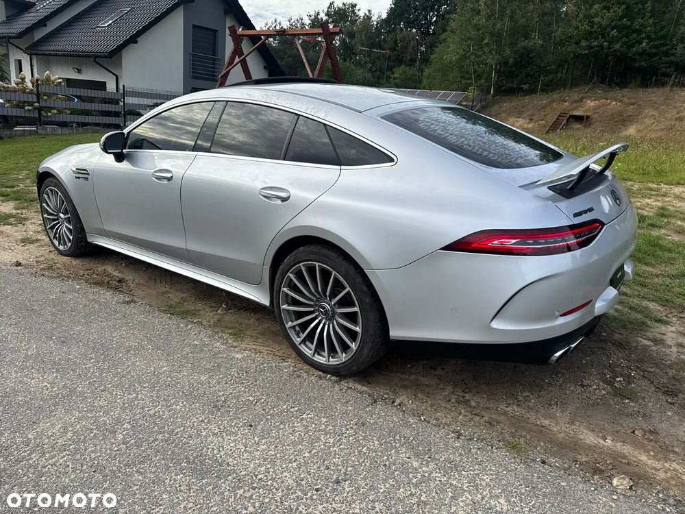 Mercedes-Benz AMG GT - 5