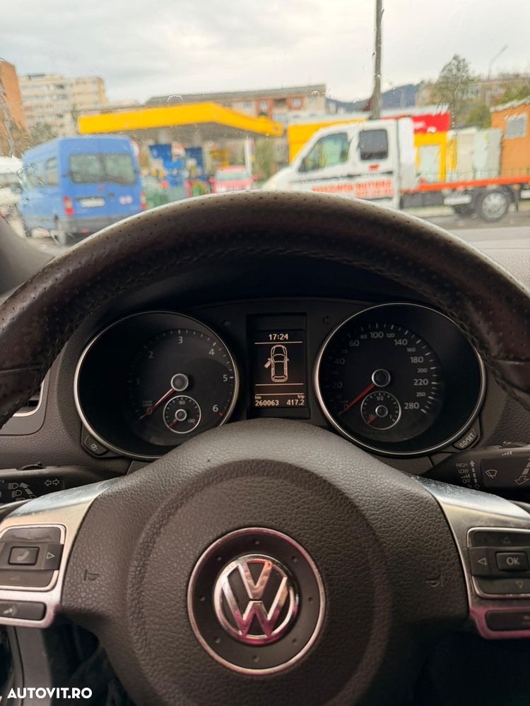 Volkswagen Golf 2.0 DPF GTD - 5