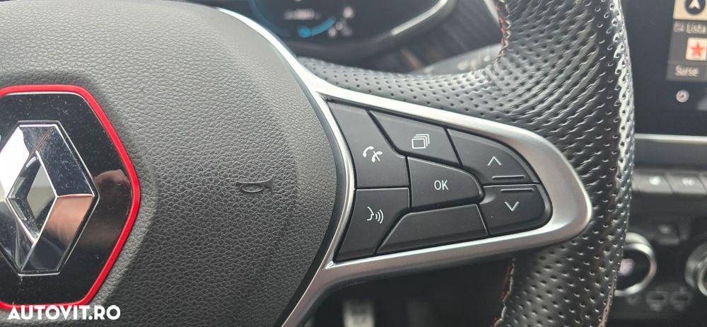 Renault Arkana E-TECH 145 R.S.LINE - 13