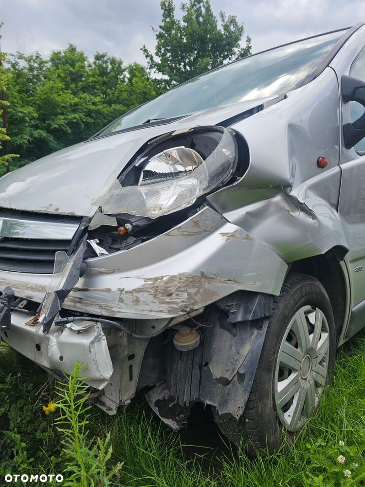 Opel Vivaro L2H1 2.9t - 7