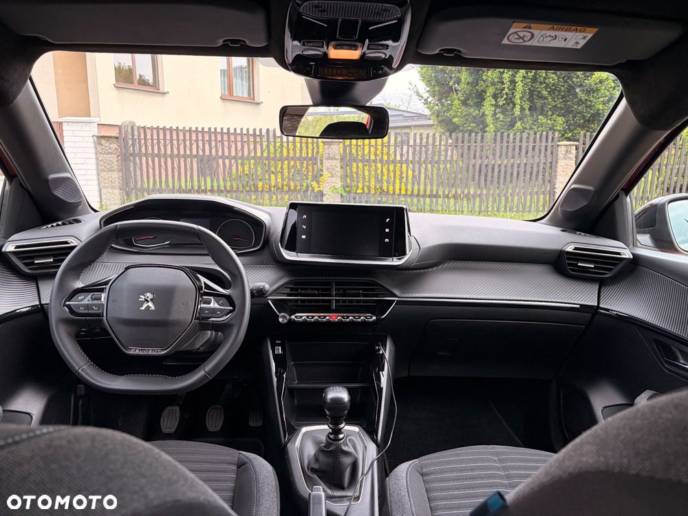 Peugeot 208 1.2 PureTech Style S&S - 8