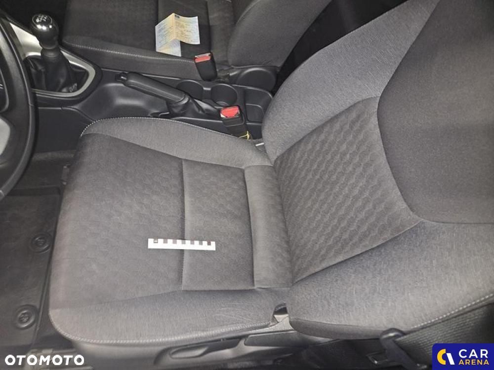 Toyota Yaris 1.5 Comfort - 23