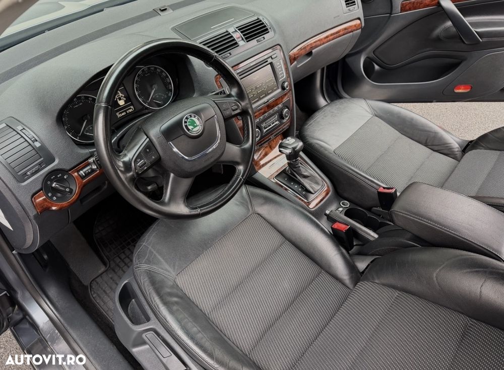 Skoda Octavia 1.6 TDI DPF DSG Elegance - 12