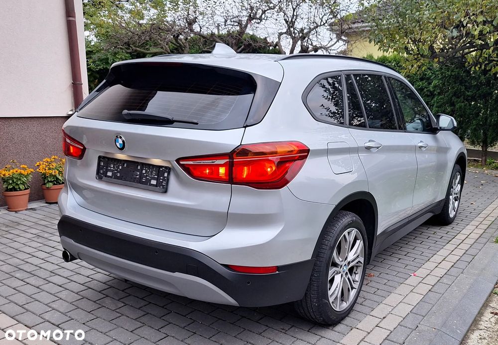 BMW X1 xDrive18d Business Edition - 6
